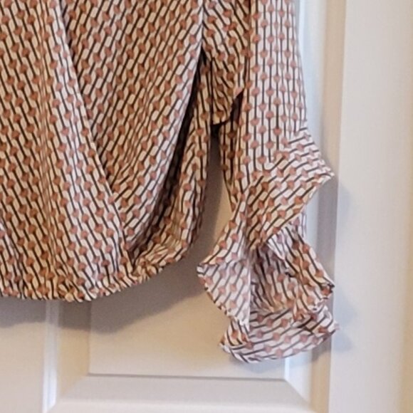 EUC Faux Wrap Blouse WIth Ruffles - Picture 3 of 6